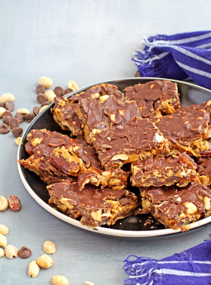 4-ingredient date bark